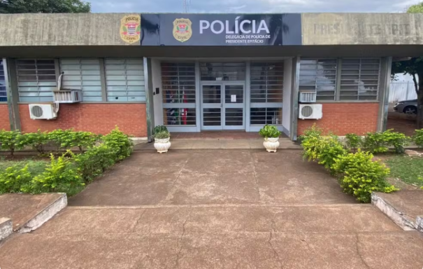 Mãe golpeia cabeça de filha com martelo, tenta enforcar a adolescente e acaba presa em Presidente Epitácio