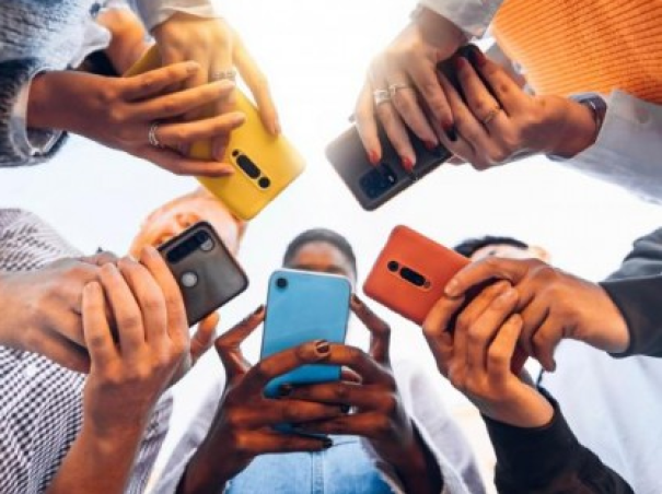 Site aponta que Osvaldo Cruz tem mais celulares do que habitantes