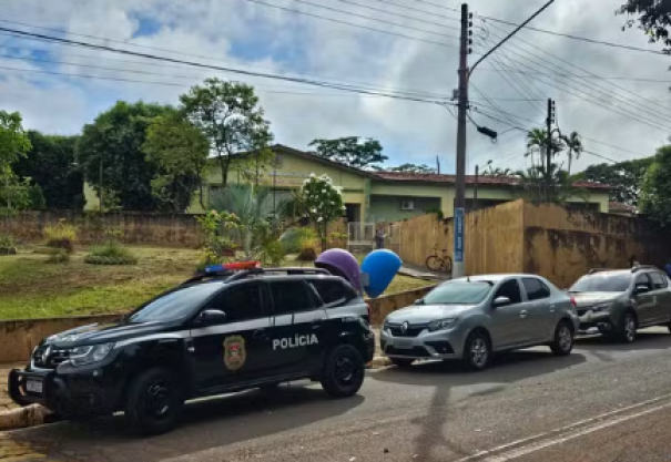 Prefeitura e servidores são alvos de buscas em investigação de suspeita de irregularidades em dispensa de licitação para concurso público