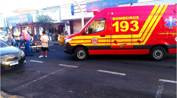 Polícia Militar registra ocorrência de atropelamento no centro de Osvaldo Cruz