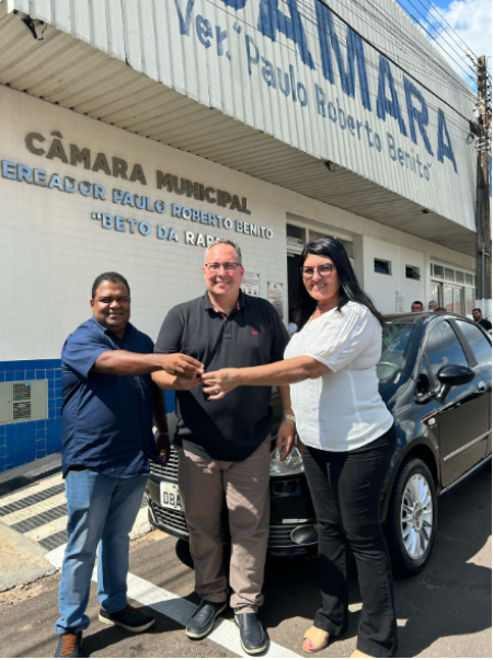 Prefeitura de Osvaldo Cruz recebe doaÃ§Ã£o de automÃ³veis da CÃ¢mara Municipal