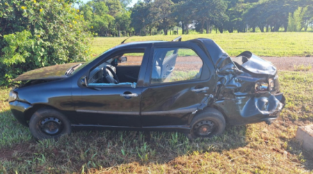 ColisÃ£o fere trÃªs ocupante de automÃ³vel e condutor acaba preso por embriaguez ao volante