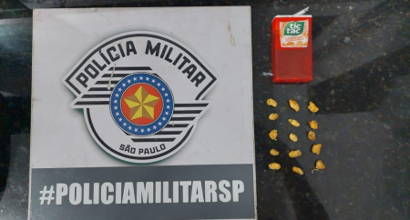 PolÃ­cia Militar prende casal por trÃ¡fico de drogas em Osvaldo Cruz 