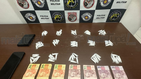 ForÃ§a TÃ¡tica prende homem por trÃ¡fico de drogas durante carnaval de rua em TupÃ£