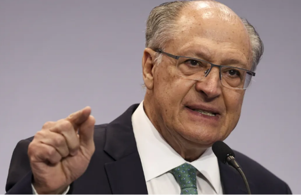 Alckmin tenta nova data para discutir tarifas com secretário americano