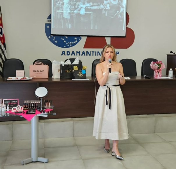 Polícia Civil ministra palestra na sede da OAB em Adamantina