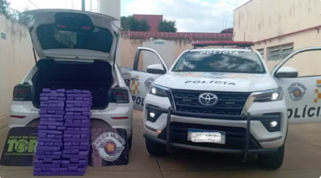 Com mais de 115kg de maconha escondidos em porta-malas e assoalho de carro, motorista Ã© preso em Rancharia