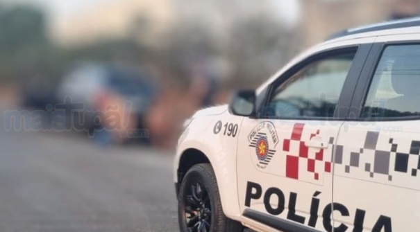 Homem é preso por violência doméstica em Tupã após tentar agredir a própria mãe