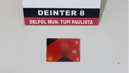 Jovem Ã© preso apÃ³s achar cartÃ£o de dÃ©bito na rua e utilizÃ¡-lo para realizar compras por aproximaÃ§Ã£o em Tupi Paulista