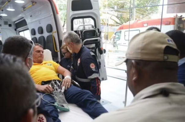 Bolsonaro passa mal e governo do RN disponibiliza helicóptero