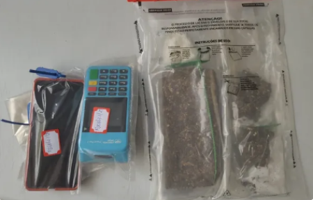 Com caixa tÃ©rmica contendo maconha, motociclista avista viatura policial, acelera veÃ­culo e acaba preso em Pres. Prudente