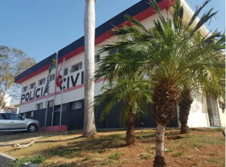 Homem Ã© preso por descumprir medida protetiva e ameaÃ§ar matar ex-mulher e filha em Pirapozinho