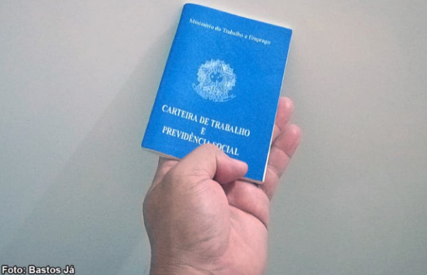 PAT anuncia 35 ofertas de trabalho para Bastos, Iacri e Rinópolis