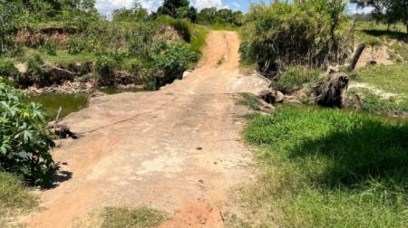 LucÃ©lia assina convÃªnio com a Defesa Civil para nova ponte do Burrinho, na divisa com Adamantina