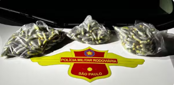 Ao confessarem ter ingerido cápsulas contendo cocaína, trio de bolivianos são presos por tráfico internacional de drogas em Presidente Prudente