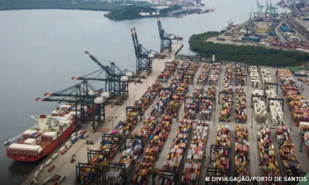 Brasil pode ganhar mercados com tarifaço de Trump, diz economista