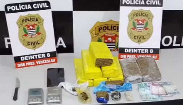 Jovem é preso com mais de 4kg de maconha e 45g de haxixe escondidos em residência, em Santo Anastácio