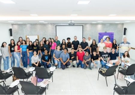 Multiplic lanÃ§ou 4Âª Turma do projeto âImpulsionando Jovens Carreirasâ