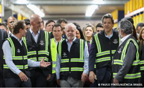 Brasil tem reservas para enfrentar decisões de Trump, diz Lula