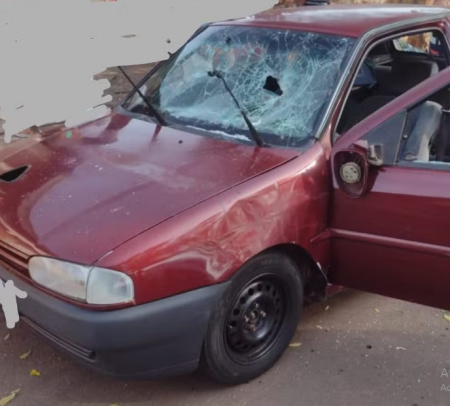 ApÃ³s desentendimento com ex-marido, mulher Ã© presa em flagrante por danificar carro com marreta, em Sagres