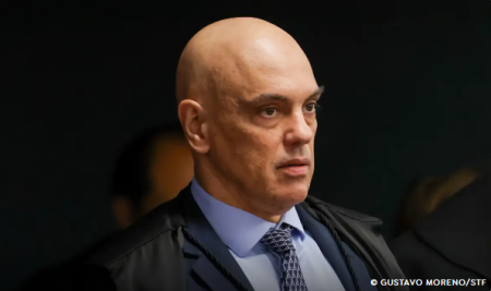 Moraes dÃ¡ 48h para Bolsonaro explicar documento com pedido de asilo