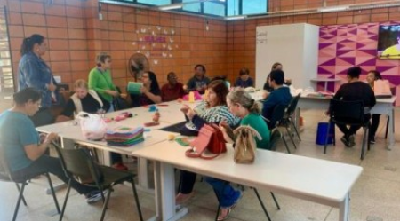Fundo Social de OC convoca voluntÃ¡rias para confeccionar enfeites de Natal em crochÃª