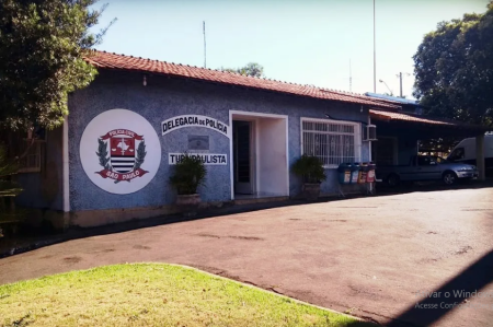 Ao arrombar residÃªncia e agredir vÃ­tima com porrete de madeira, trio Ã© preso por tentativa de homicÃ­dio em Dracena