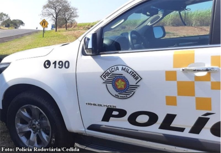 Passageiro de carro abordado na SP-294 Ã© preso por ser procurado pela JustiÃ§a