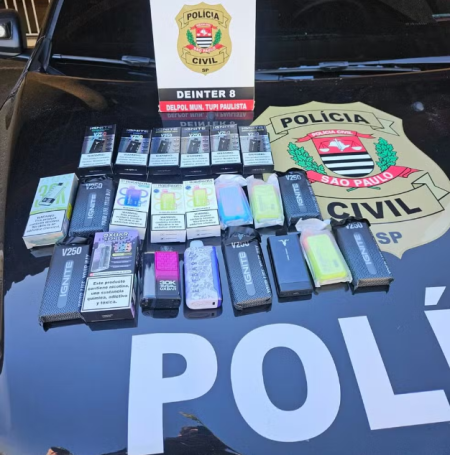 OperaÃ§Ã£o apreende cigarros eletrÃ´nicos vendidos ilegamento em estabelecimento comercial, em Tupi Paulista