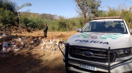 Mulher Ã© multada por degradaÃ§Ã£o ambiental em APP no Salto Botelho, em LucÃ©lia