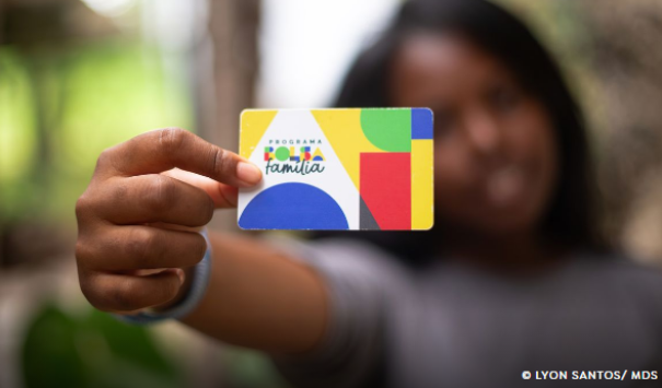 Caixa paga Bolsa Família a beneficiários com NIS de final 3