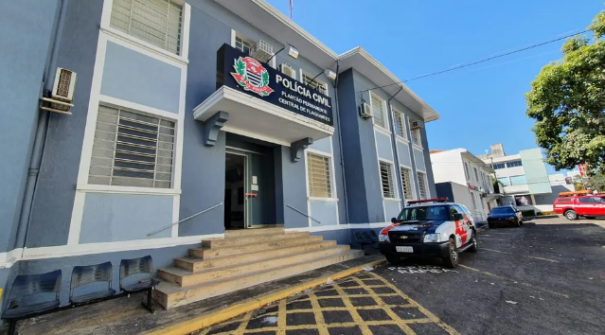 Ao ser ameaçado com canivete e mordido no ombro, jovem é vítima de roubo na Rua Rui Barbosa, em Presidente Prudente