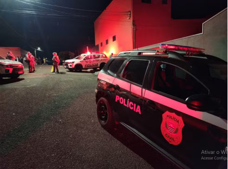 IrmÃ£os suspeitos de envolvimento na execuÃ§Ã£o de homem com 28 tiros entregam-se espontaneamente Ã  PolÃ­cia Civil