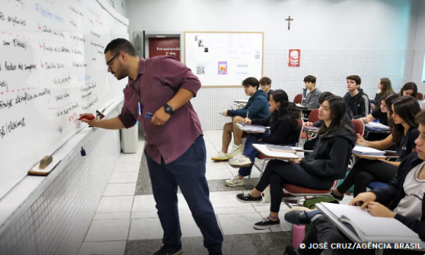 Pré-selecionados no Fies 2025 devem completar cadastro hoje