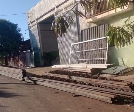 PolÃ­cia Civil recupera mais de 130 peÃ§as de estrutura metÃ¡lica furtadas de cerÃ¢mica desativada, em Panorama