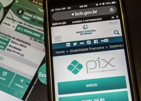 PIX bate recorde com 297 milhÃµes de transaÃ§Ãµes em um dia