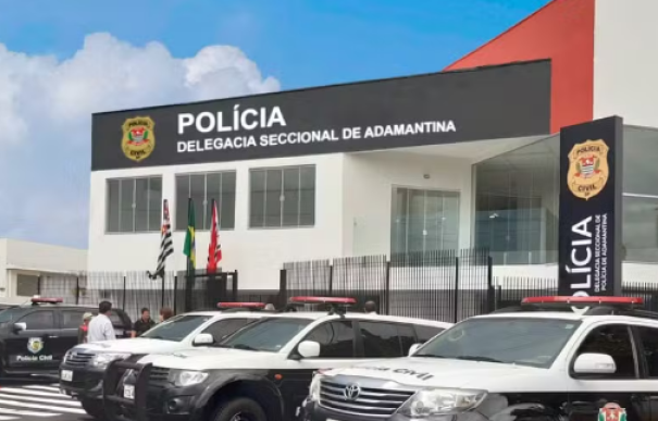 Homem é preso após pedir água e furtar celular de moradora em Adamantina