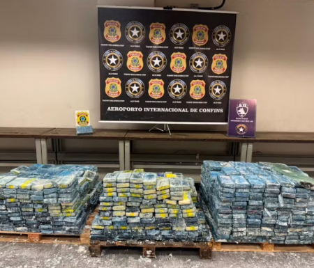 PF e Receita apreendem 1,2 tonelada de cocaÃ­na no Aeroporto de Confins