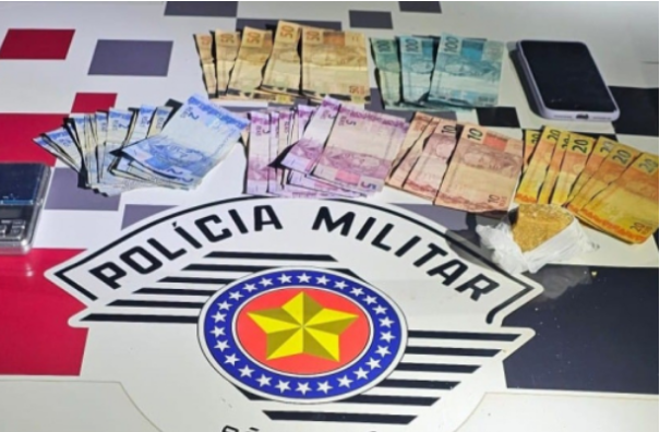 Jovem de 18 anos é preso por tráfico após operação da PM em Adamantina