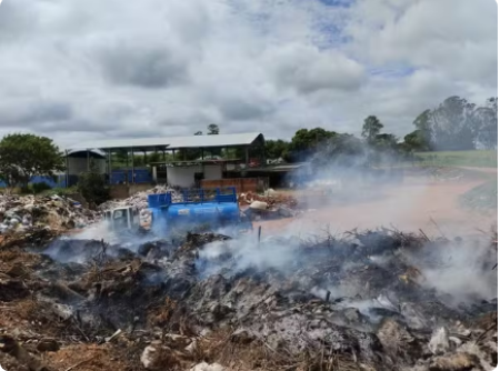 IncÃªndio atinge Ã¡rea de descarte de materiais orgÃ¢nicos do Ecoponto Municipal de Osvaldo Cruz