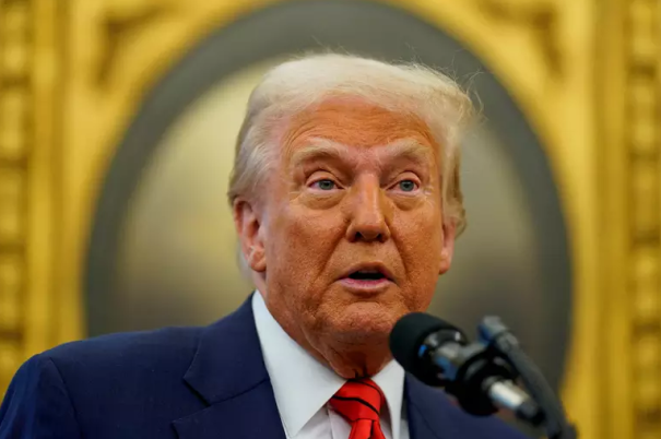 Trump deve anunciar nesta segunda tarifa de 25% sobre aço e alumínio; Brasil é um dos maiores fornecedores