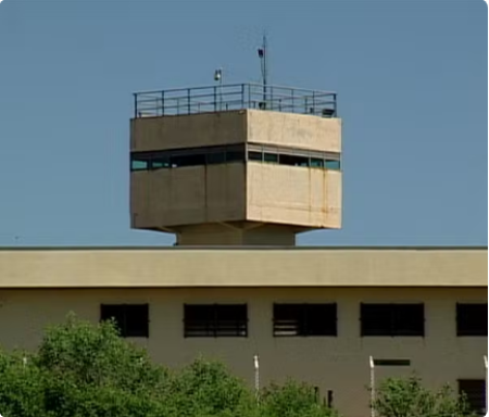 Presos se recusam a voltar Ã s celas apÃ³s banho de sol e provocam motim na PenitenciÃ¡ria de MarabÃ¡ Paulista
