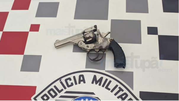 Homem é preso em Rinópolis por porte ilegal de arma de fogo