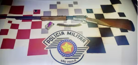 Neto desobedece ordem de parada e avÃ´ acaba preso por porte ilegal de arma de fogo em Tupi Paulista
