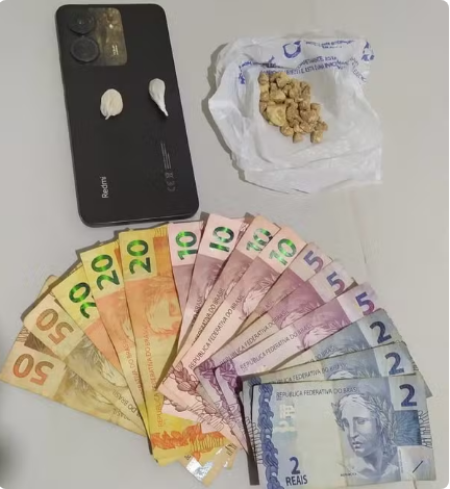 Com porÃ§Ãµes de crack, homem Ã© preso em flagrante por trÃ¡fico de drogas em Presidente Venceslau