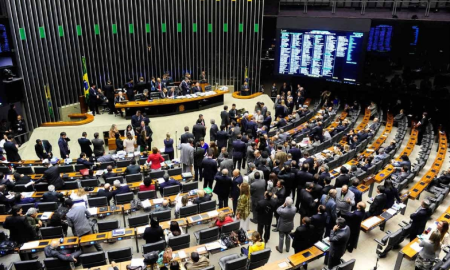 Atraso na votaÃ§Ã£o do OrÃ§amento aumenta desgaste entre governo e Congresso