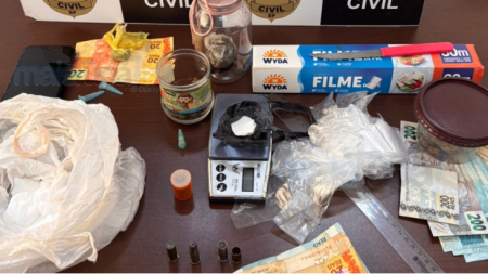 PolÃ­cia Civil prende quatro indivÃ­duos por trÃ¡fico de drogas em operaÃ§Ã£o na zona leste de TupÃ£