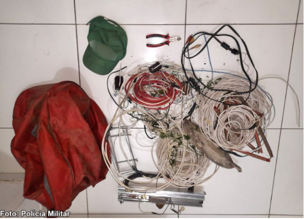 Ciclista é abordado e tem objetos suspeitos apreendidos em Bastos