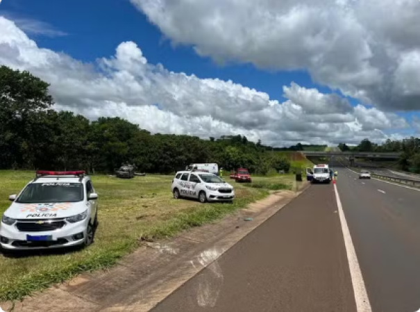 Bebê, de 1 ano, morre após carro capotar na Rodovia Raposo Tavares, em Rancharia