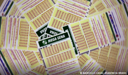 Mega-Sena acumula e prÃªmio vai a R$ 30 milhÃµes